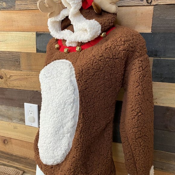 Christmas Sweater Faux Sherpa Hooked Up Reindeer by IOT Sz S - Picture 3 of 4